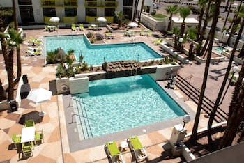 Holiday Inn Hotel & Suites Phoenix - Mesa / Chandler
