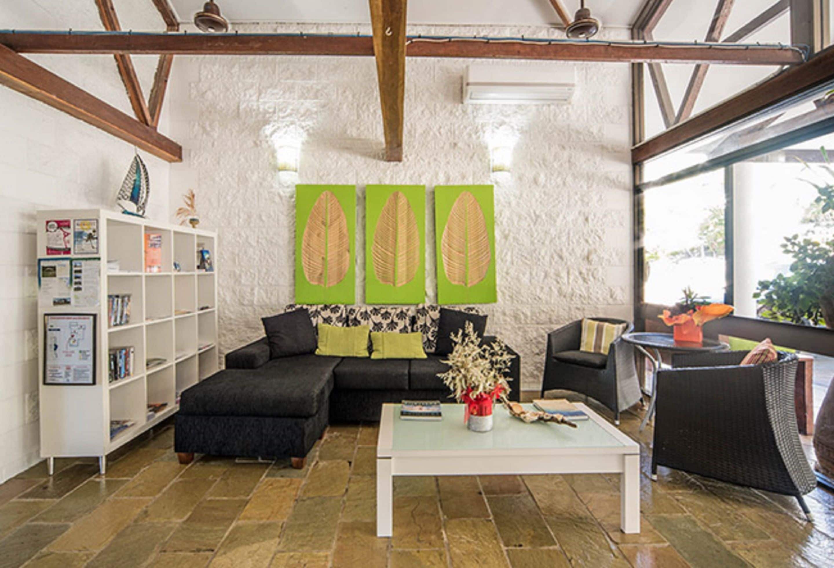 Colonial Palms Motor Inn