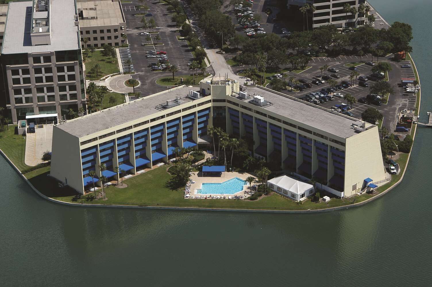 Doubletree Tampa Book Doubletree Tampa Bay Fl Hotel Expedia