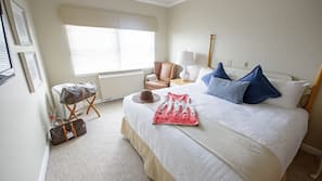 Desk, iron/ironing board, free WiFi, bed sheets