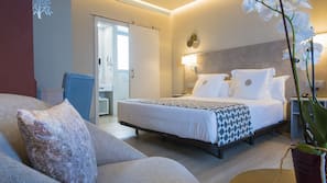 Surmatelas, minibar, coffre-forts dans les chambres, bureau