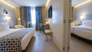 Surmatelas, minibar, coffre-forts dans les chambres, bureau