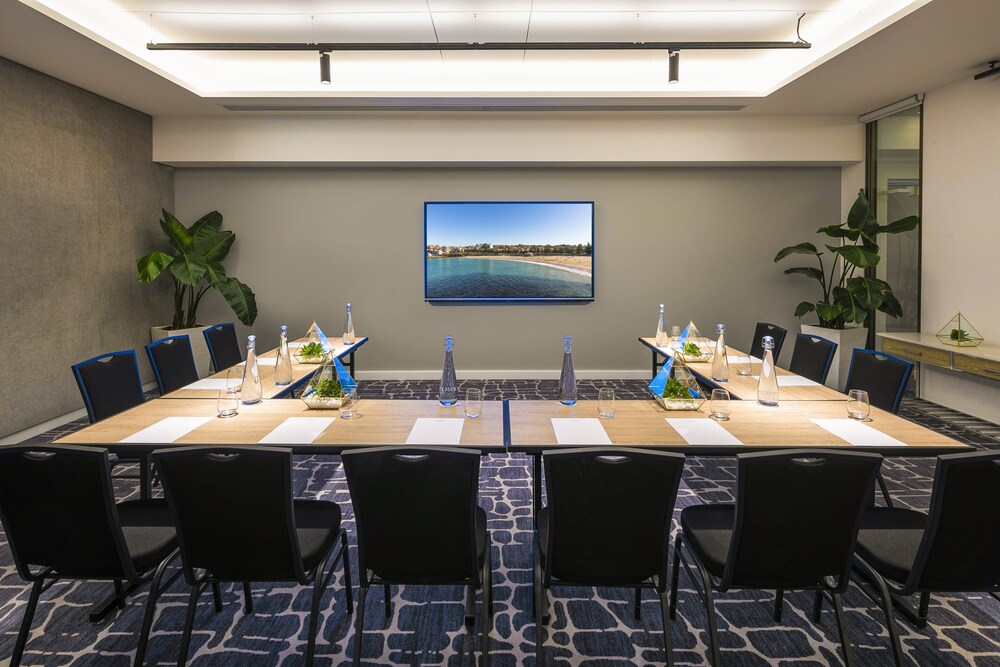 Crowne Plaza Sydney Coogee Beach