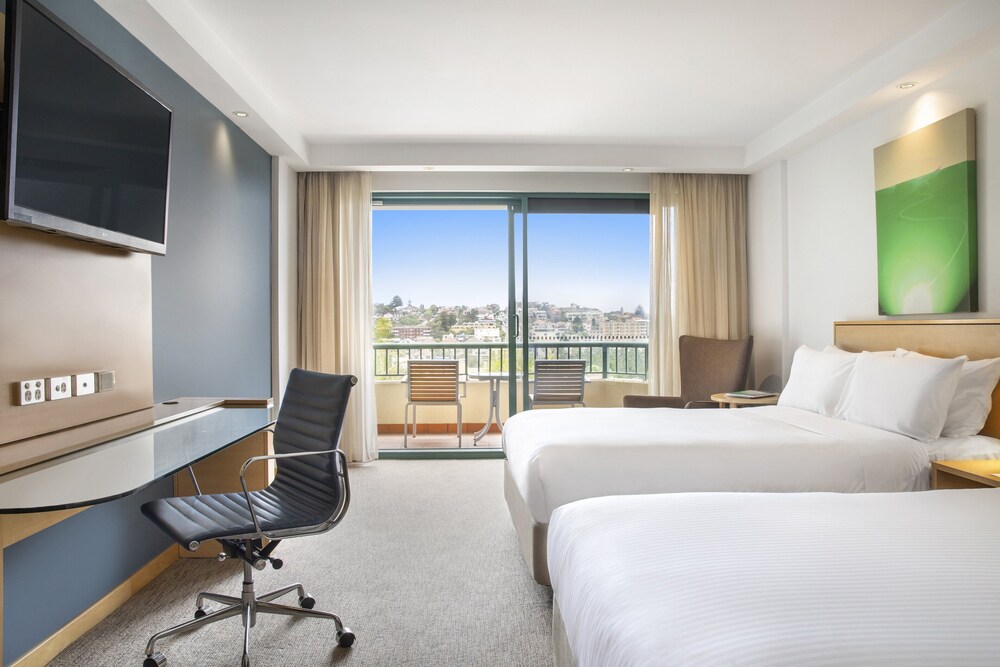 Crowne Plaza Sydney Coogee Beach
