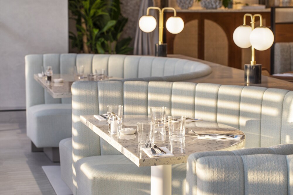 Crowne Plaza Sydney Coogee Beach