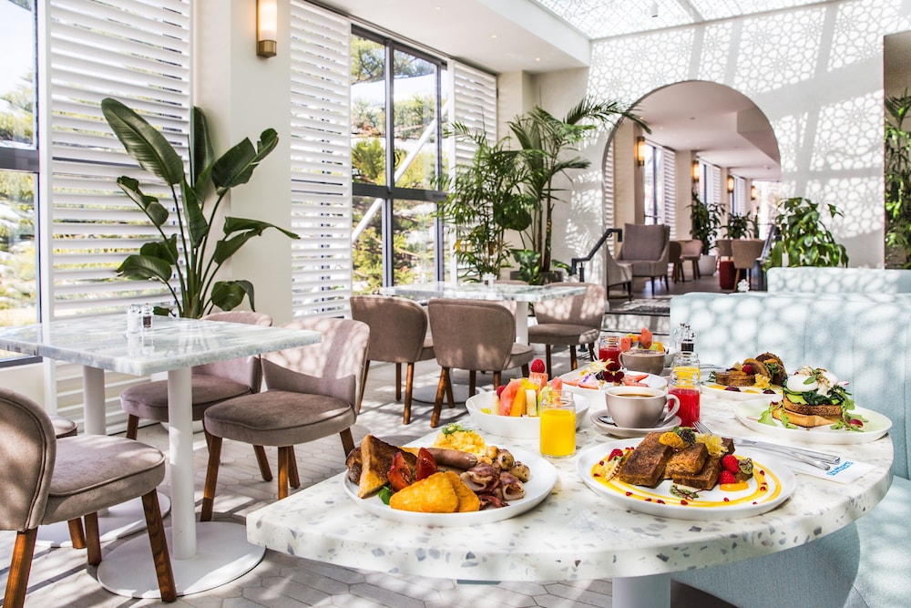 Crowne Plaza Sydney Coogee Beach