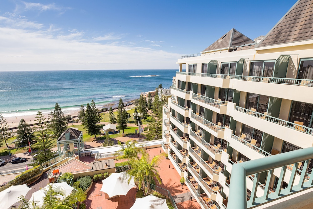 Crowne Plaza Sydney Coogee Beach