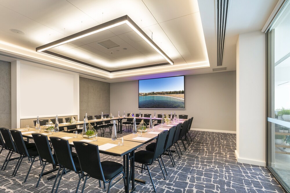 Crowne Plaza Sydney Coogee Beach