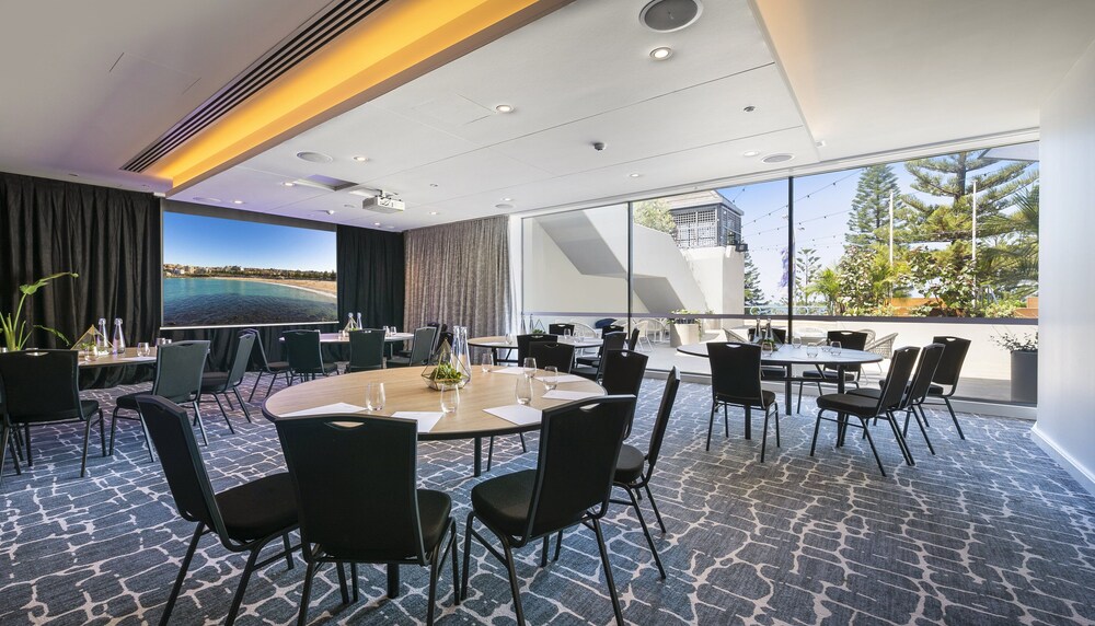 Crowne Plaza Sydney Coogee Beach