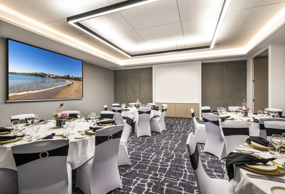 Crowne Plaza Sydney Coogee Beach