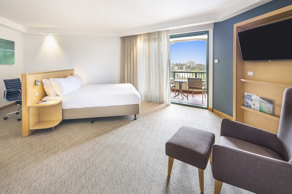 Crowne Plaza Sydney Coogee Beach