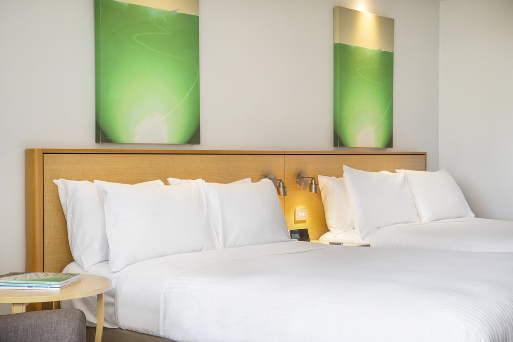 Crowne Plaza Sydney Coogee Beach