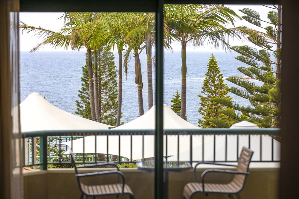 Crowne Plaza Sydney Coogee Beach