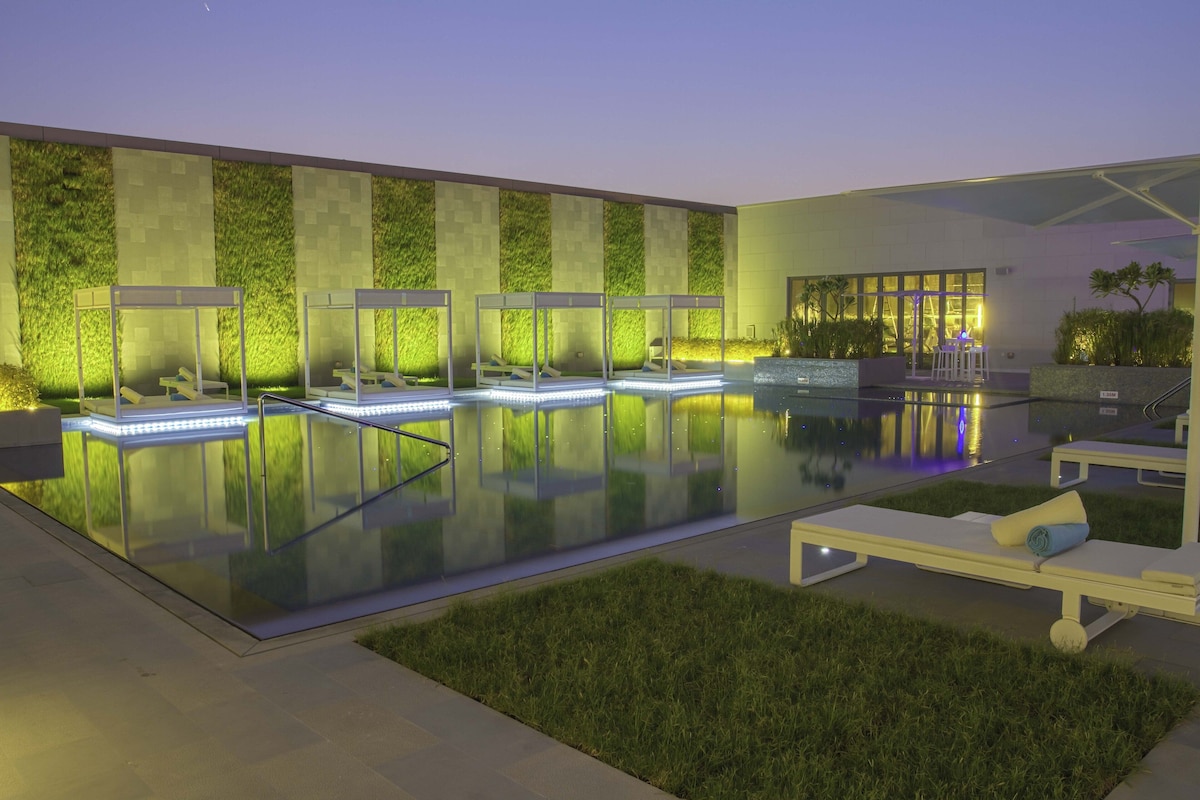 West Asia, InterContinental Bahrain