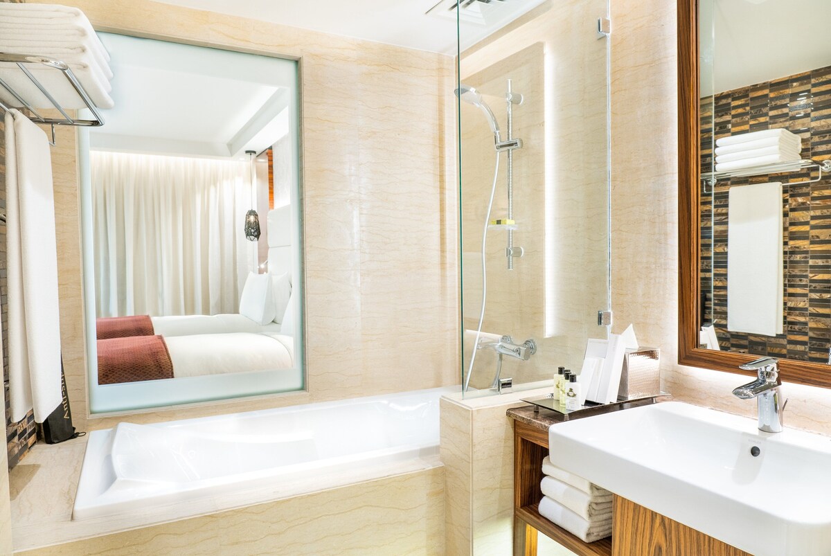 West Asia, InterContinental Bahrain