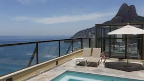 Piscine sur le toit