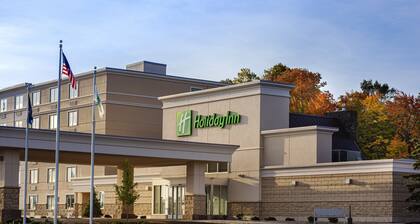 Holiday Inn Marquette, an IHG Hotel