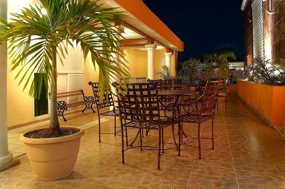 Hotel Colonial