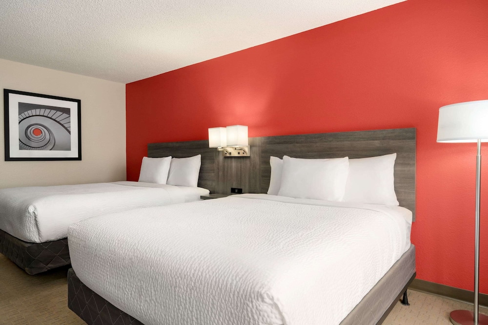 Ramada by Wyndham Tucson Airport