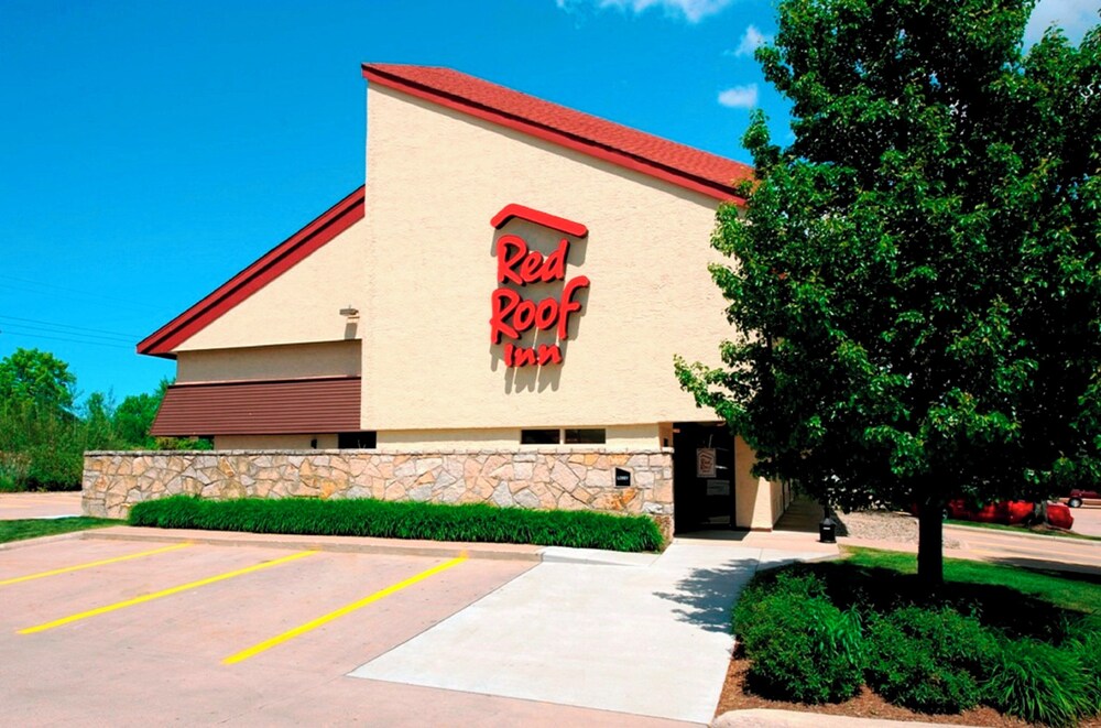 Red Roof Inn Erie - I-90