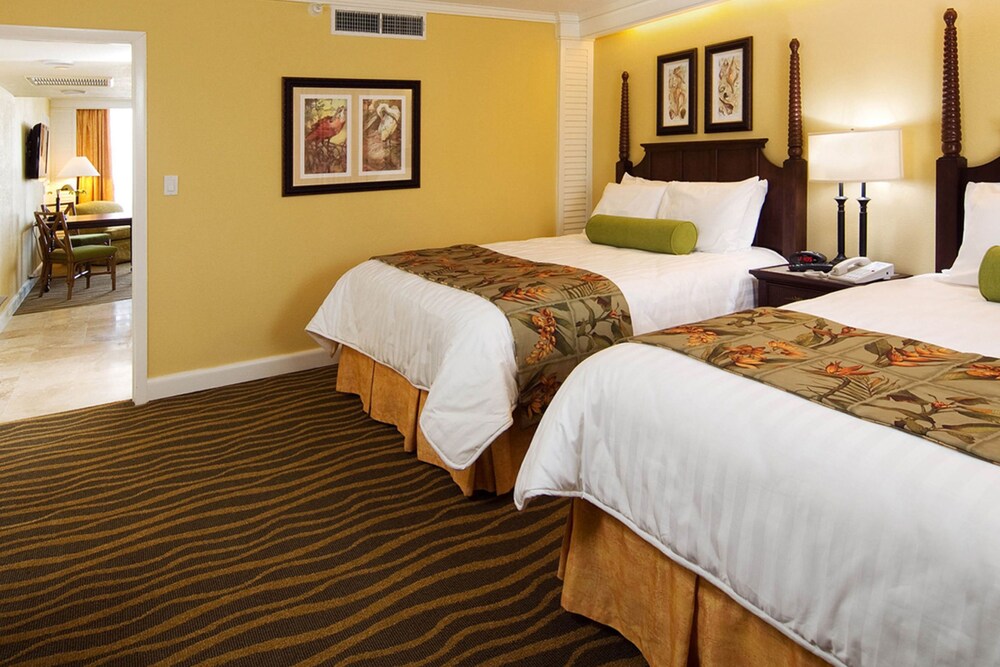 grand island chat rooms Grand island's holiday inn on locust st has poolside rooms, they remodeled five years ago rooms all good and clean, updated tvs, etc for breakfast, just north is tommy's restaurant, a diner/café, great fast affordable food. grand island chat rooms Grand island's holiday inn on locust st has poolside rooms, they remodeled five years ago rooms all good and clean, updated tvs, etc for breakfast, just north is tommy's restaurant, a diner/café, great fast affordable food.