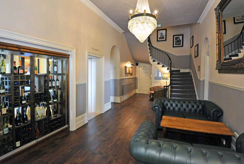 Royal Hotel Ross On Wye by Greene King Inns in RossonWye Best Rates