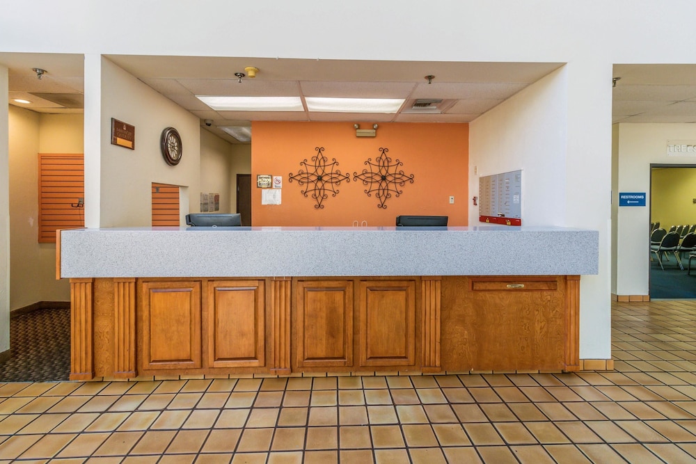 Clarion Hotel Convention Center Jackson Northwest in Jackson Best Rates & Deals on Orbitz