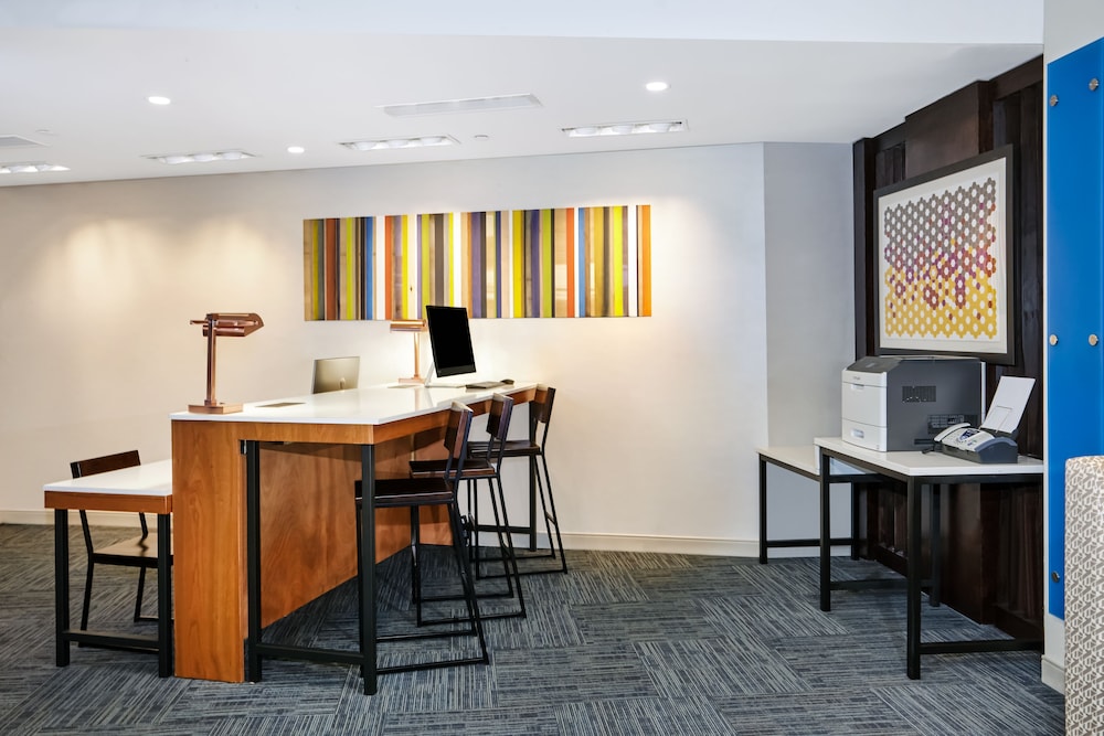 Business center, Holiday Inn Express & Suites Chicago North Shore - Niles, an IHG Hotel