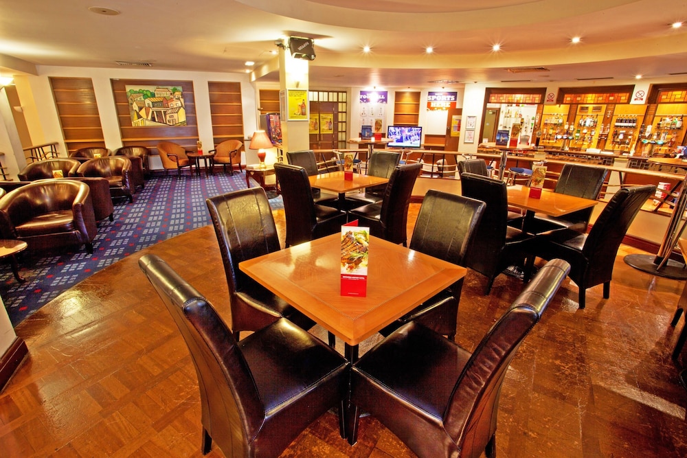 Bar (on property), Britannia Hotel Manchester Airport