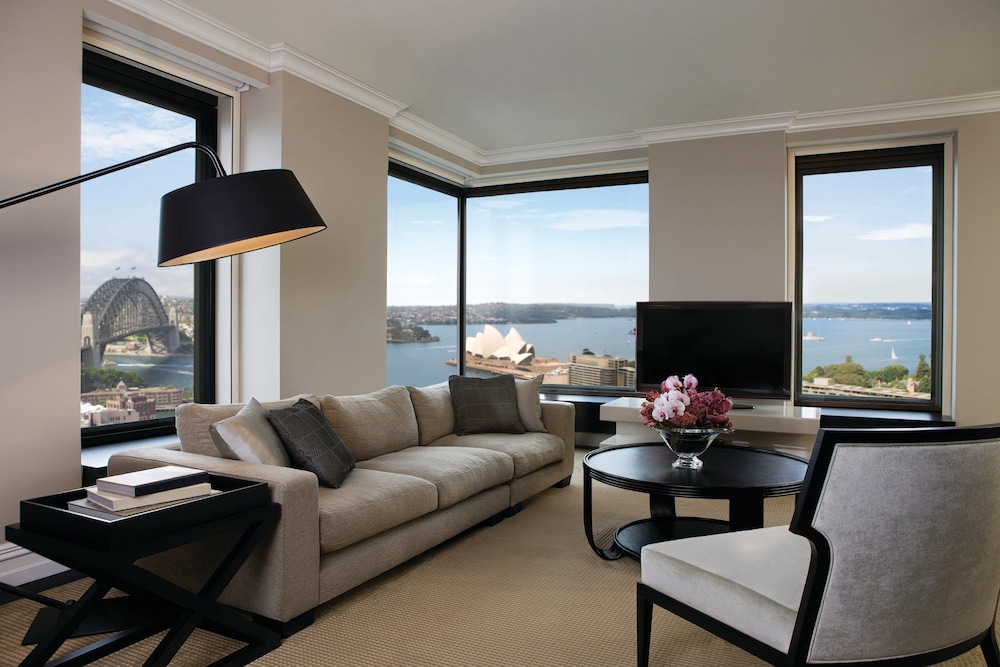 Four Seasons Hotel Sydney