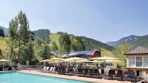 Outdoor pool, cabanas (surcharge), pool umbrellas