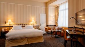 1 bedroom, hypo-allergenic bedding, down duvet, minibar