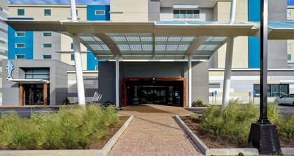 DoubleTree by Hilton Virginia Beach Oceanfront South