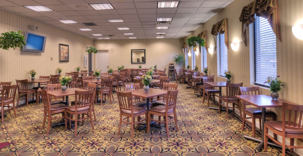 Dining, Quality Inn Tysons Corner