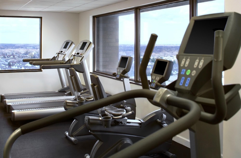 Fitness facility, The Westin Chicago Northwest