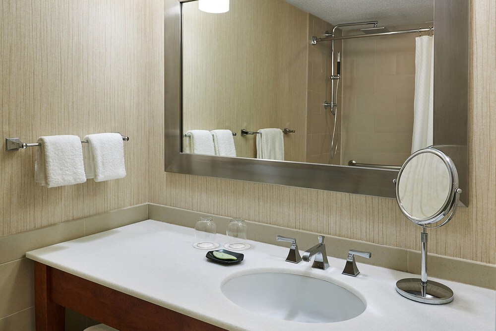 Bathroom, The Westin Chicago Northwest