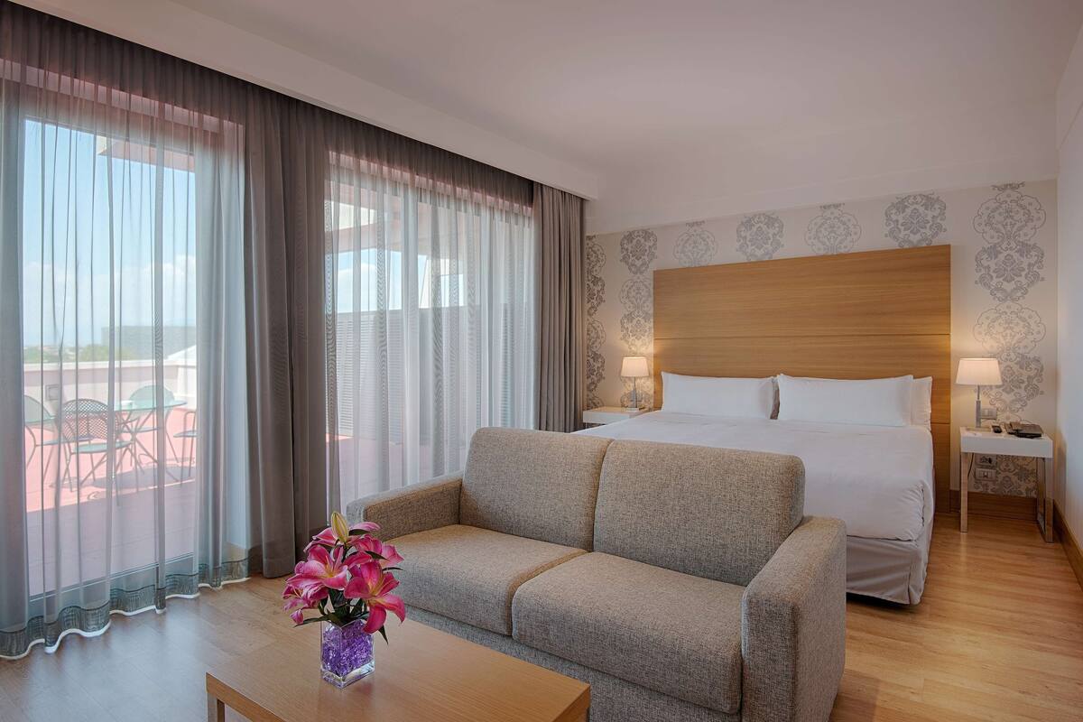 Nh Firenze In Florence Italy Expedia