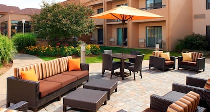 Courtyard by Marriott Rockford