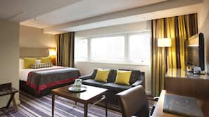 In-room safe, desk, iron/ironing board, free WiFi