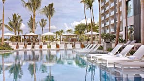 5 outdoor pools, pool cabanas (surcharge), pool umbrellas