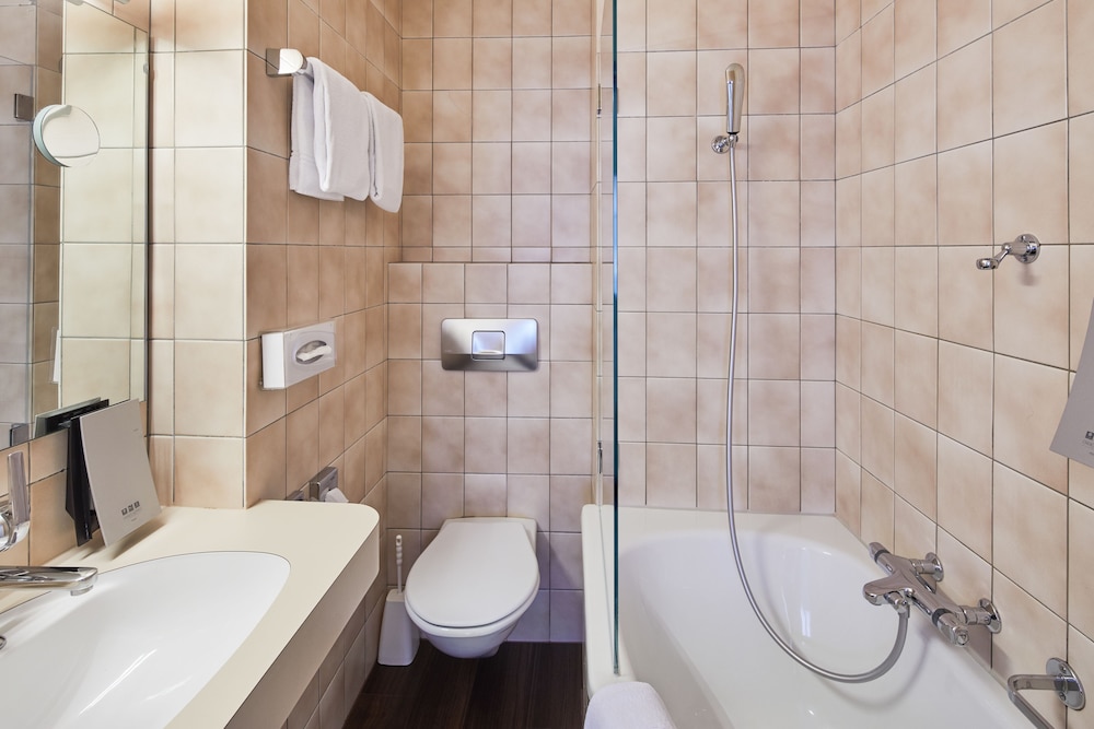 Comfort Hotel Royal Zurich Comfort Hotel Royal Zurich