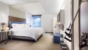 Desk, blackout drapes, iron/ironing board, free WiFi