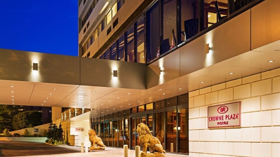 Crowne Plaza Hotel Knoxville Downtown University, an IHG Hotel