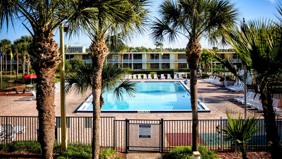 Seralago Hotel & Suites Main Gate East