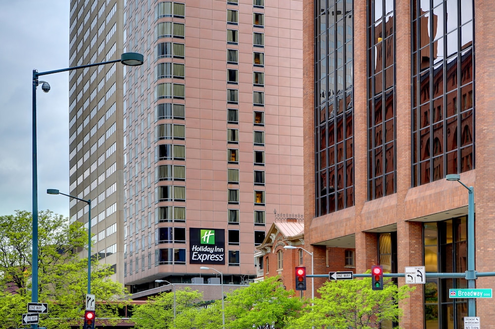 Primary image, Holiday Inn Express Denver Downtown, an IHG Hotel