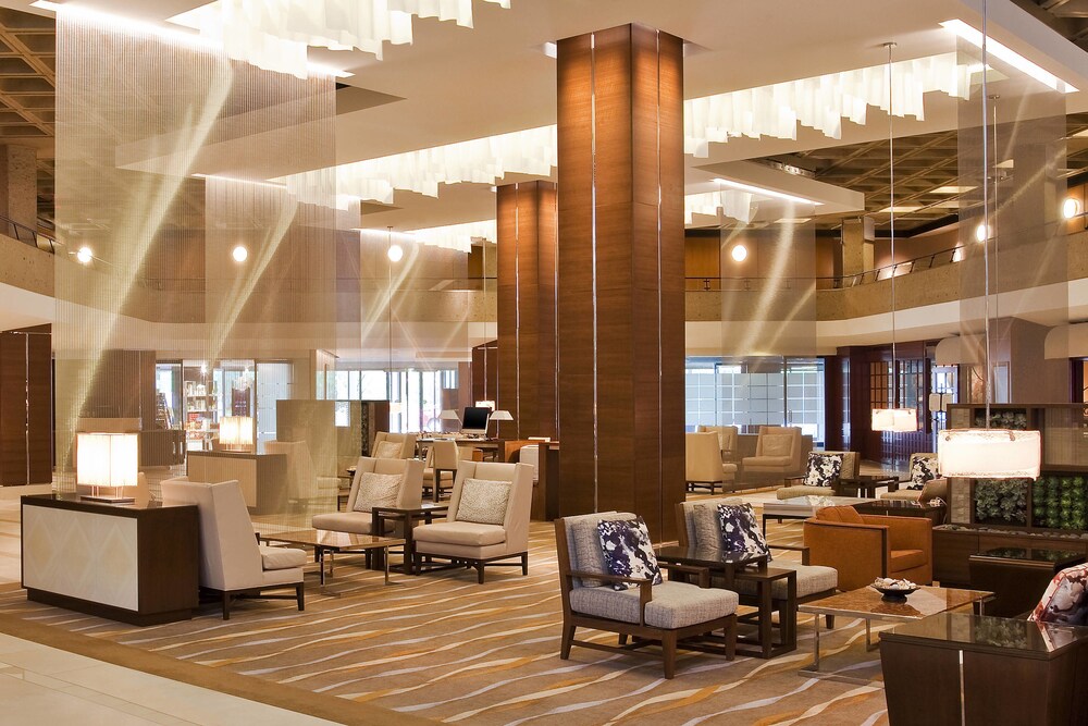 The Westin Kansas City At Crown Center 2018 Room Prices 161 Deals Featured Image Lobby Guestroom