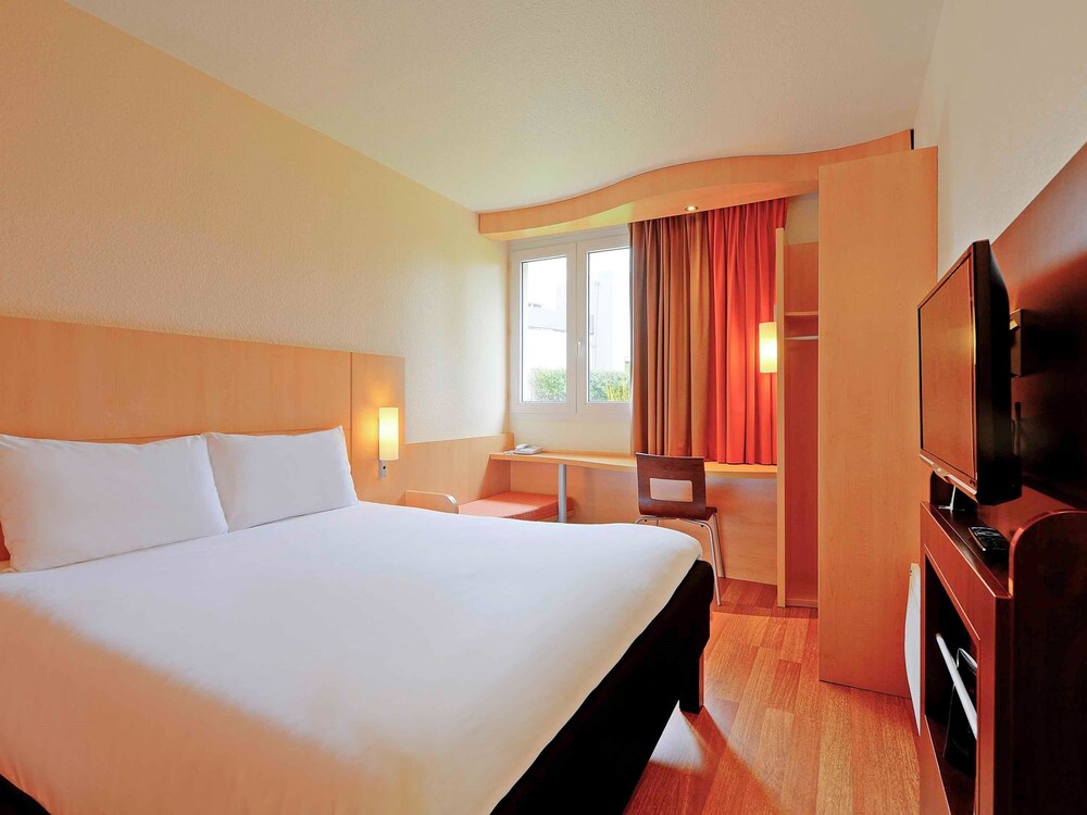 Hotel Ibis Beaulieu Poitiers Hotel Ibis Beaulieu Poitiers