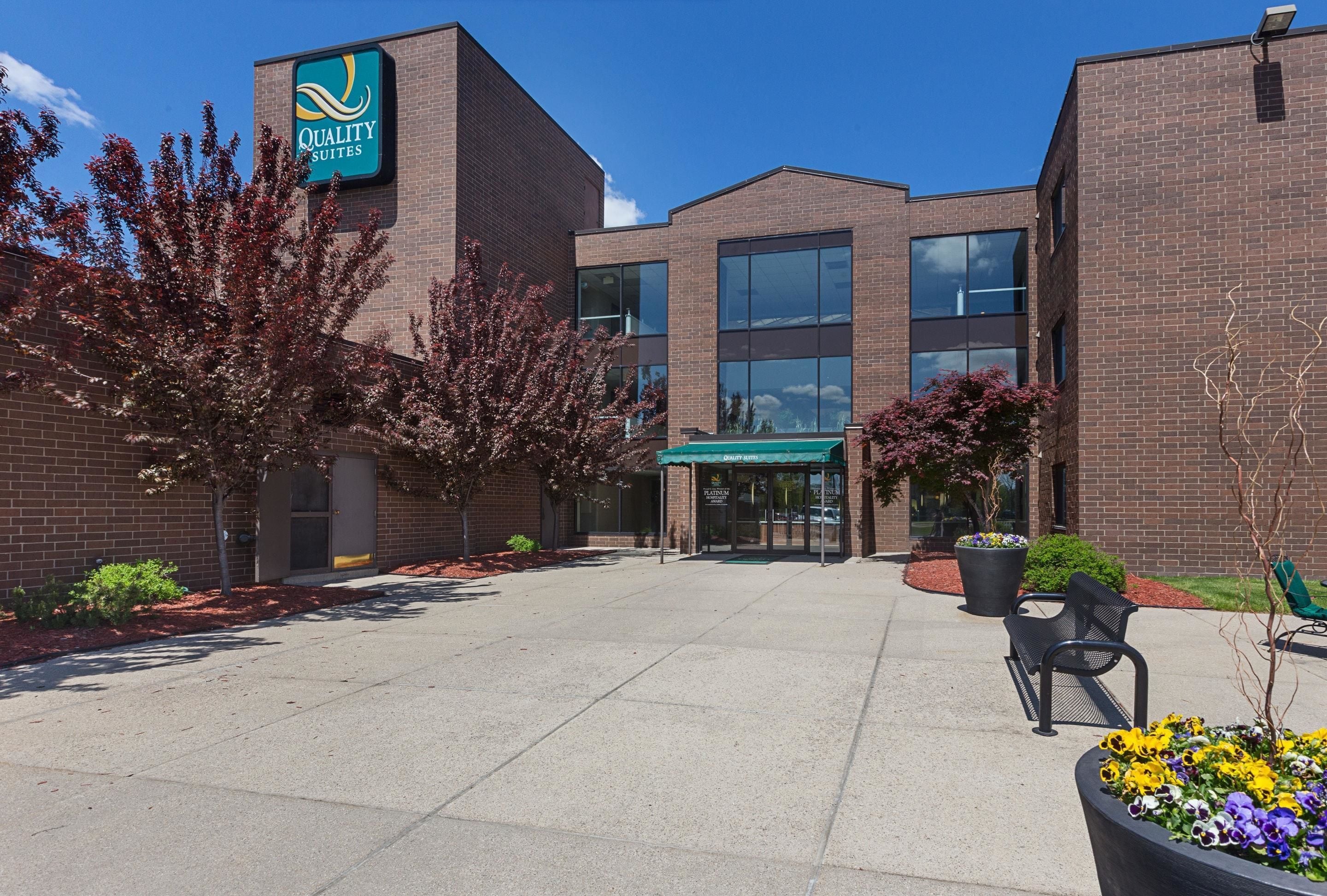 Quality Suites Hotel - Lansing in Lansing, United States