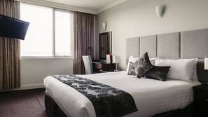 Minibar, in-room safe, desk, blackout curtains