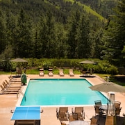 evergreen community pool